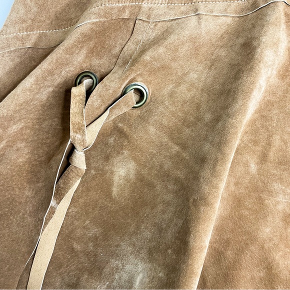 Danier Suede Wrap Skirt Camel Scalloped Hem Leather 6 - Picture 7 of 10